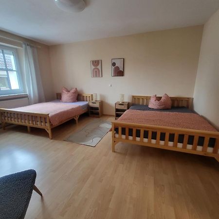 Geraeumige Wohnungen Zentrumsnah Schwandorf Exteriér fotografie